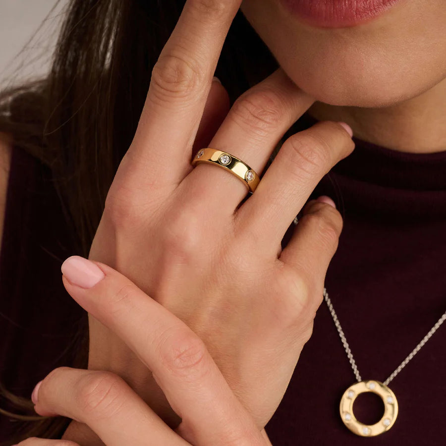 Anello in Argento Dorato e Zirconi