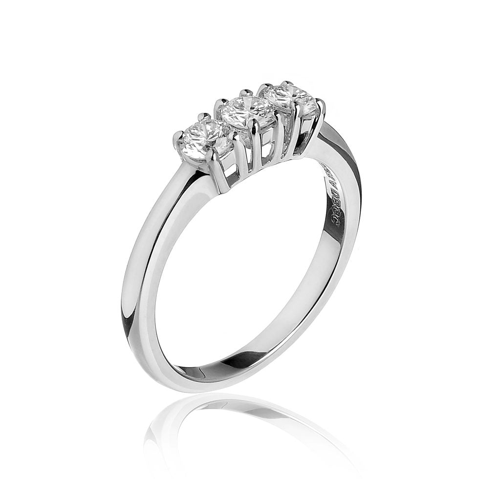 Anello Trilogy Essenza - Oro bianco e Diamanti
