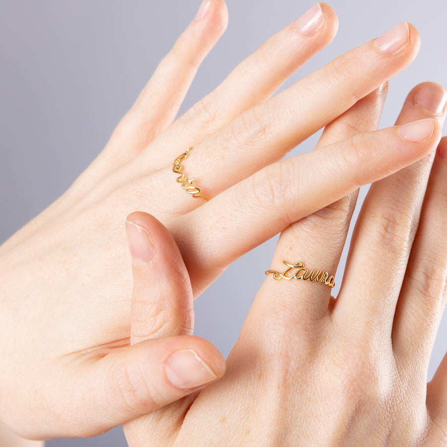 Anello con Nome in Oro Giallo - Personalizzabile